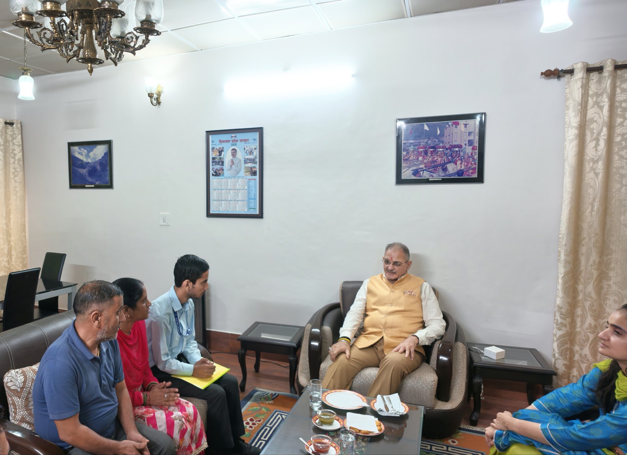 Hon'ble Governor Shri Kavinder Gupta felicitated Shri sarvesh Sharma